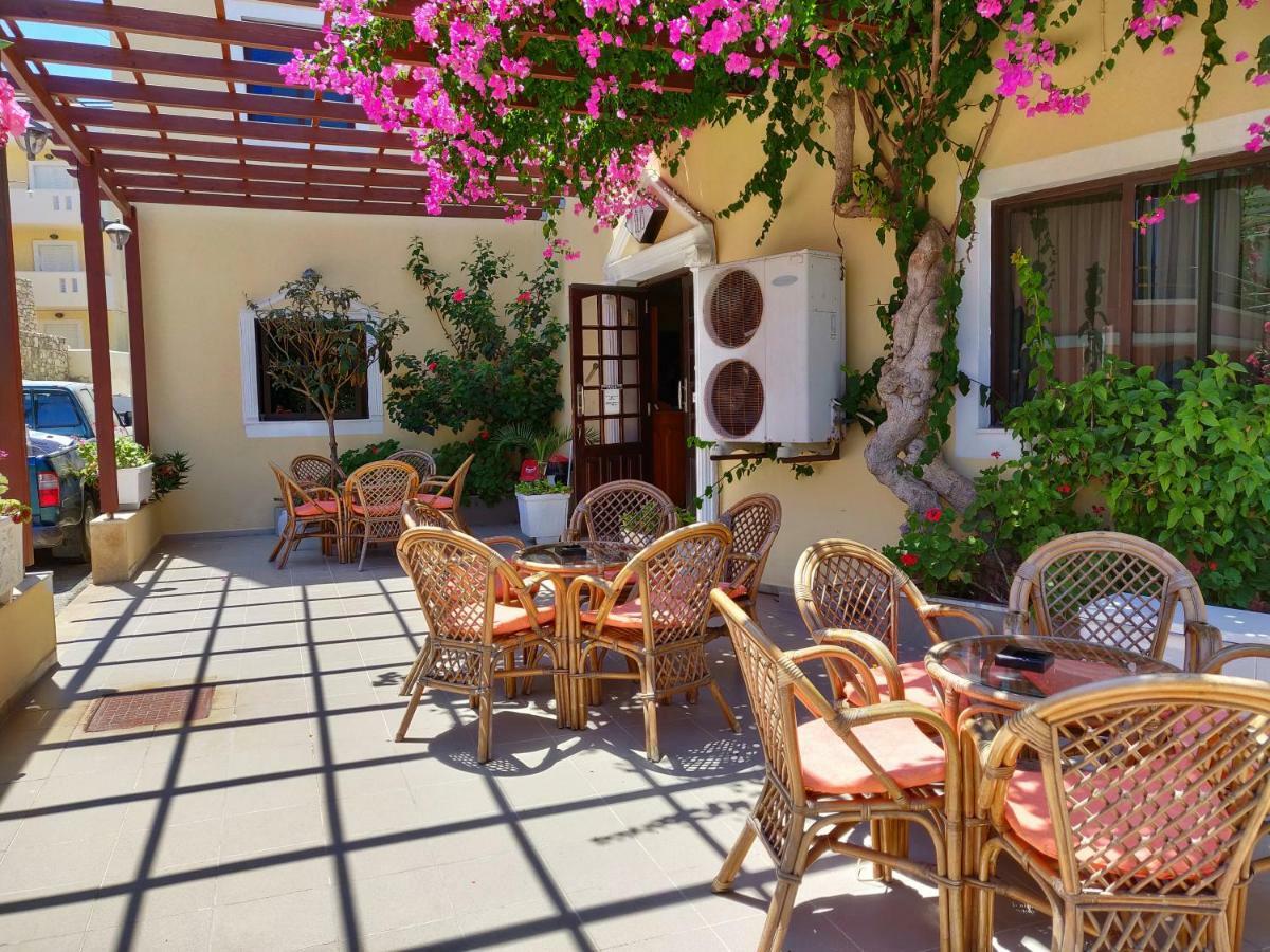 Titania Hotel Karpathos ภายนอก รูปภาพ